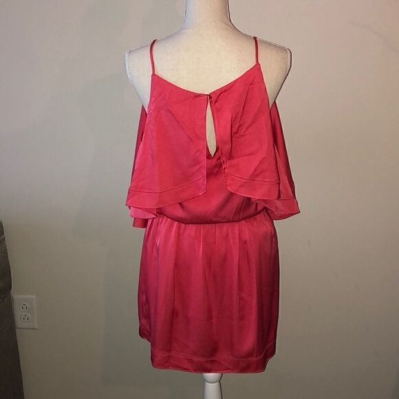 NWOT Trina Turk colusa cold shoulder silk dress - Picture 3 of 3